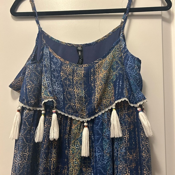 Design Lab Maxi Dress - Picture 3 of 3